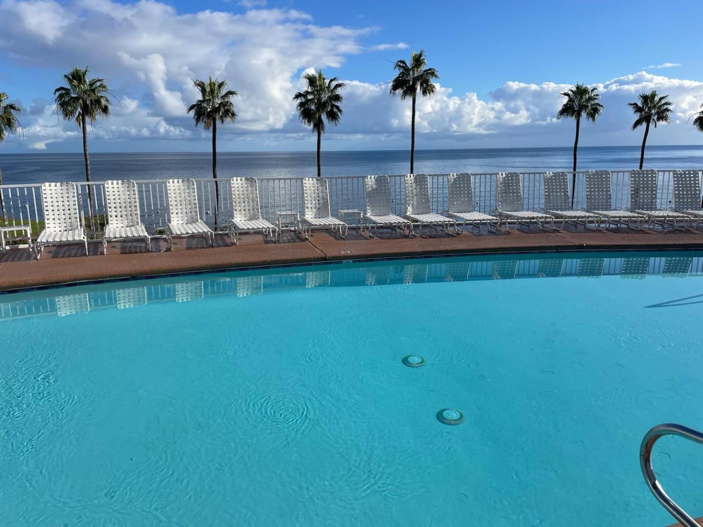 Catalina Island Getaway With 6 Seat Golf Cart Ac Apartment Avalon Exterior photo