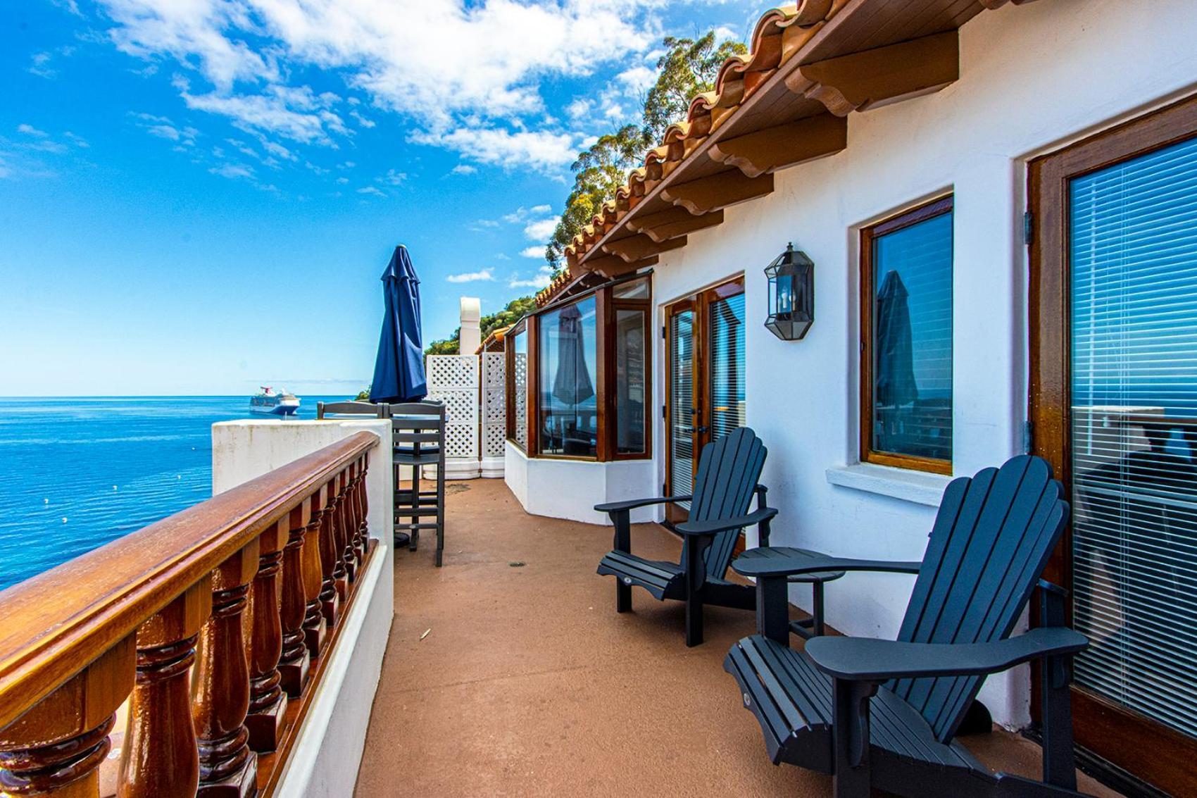 Catalina Island Getaway With 6 Seat Golf Cart Ac Apartment Avalon Exterior photo