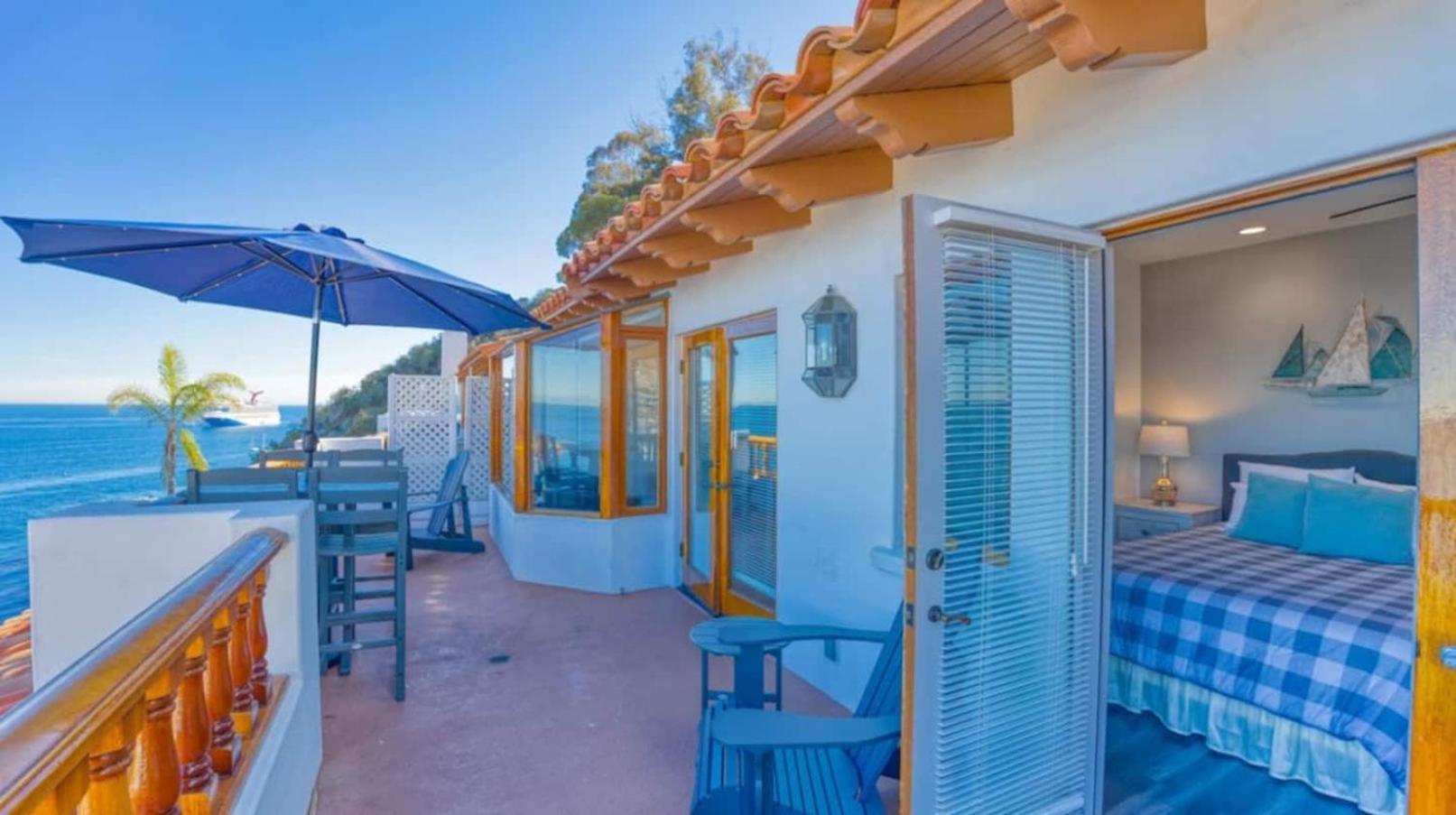 Catalina Island Getaway With 6 Seat Golf Cart Ac Apartment Avalon Exterior photo
